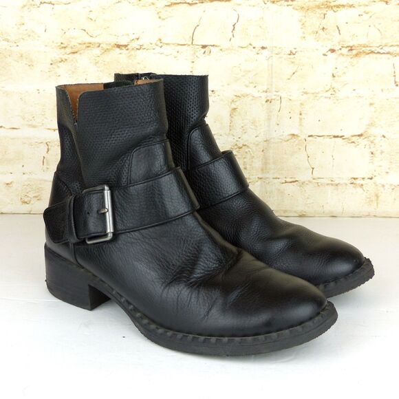Gentle Souls Kenneth Cole Boot Women 7.5 Black Binta Moto Bootie2 Leather Buckle - Picture 2 of 14